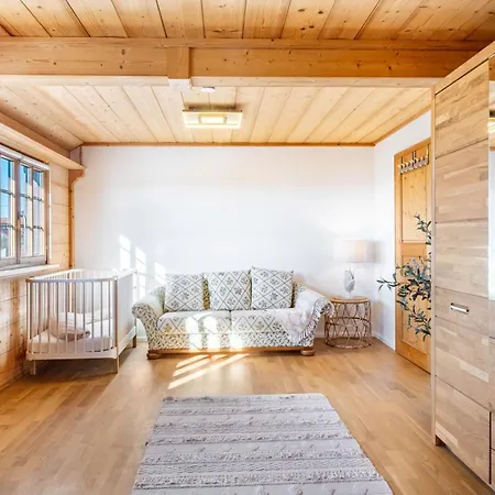 Alpenpanorama Apartamento *