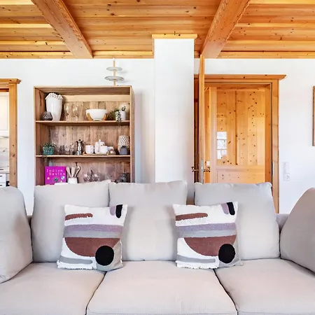 Alpenpanorama Apartamento *